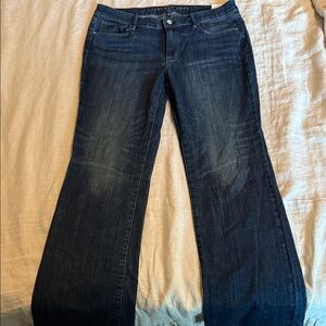 White House black market mid rise, women’s flare jeans